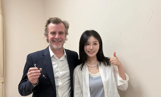 北京天壇醫(yī)院手術紀實 - 4.5cm腦膜瘤緊壓腦干成功手術，勇敢辣